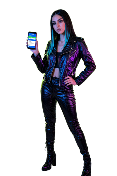 Selbstbewusste Frau mit Neon-Smartphone zeigt eine Zahlungsbest&auml;tigung im Casoola Casino Bot-Town-Stil